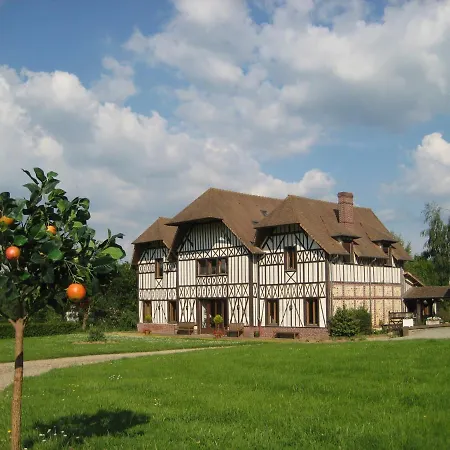 Le Pommier Doux, Maison D'hote Du Domaine Du Chateau D'argeronne 3*
